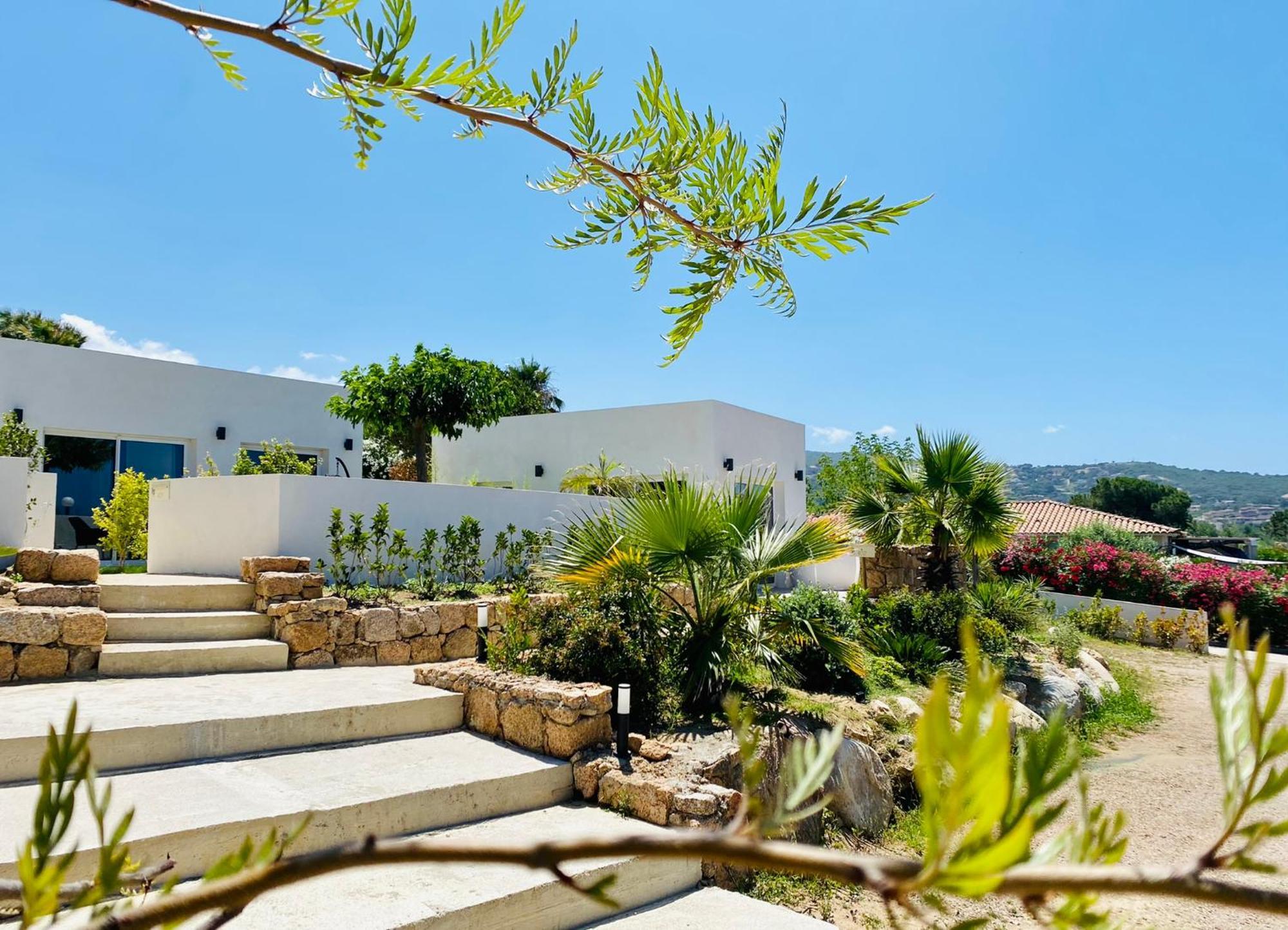 Bella Vista Hotel, Suites & Maisons Porticcio  Exterior photo