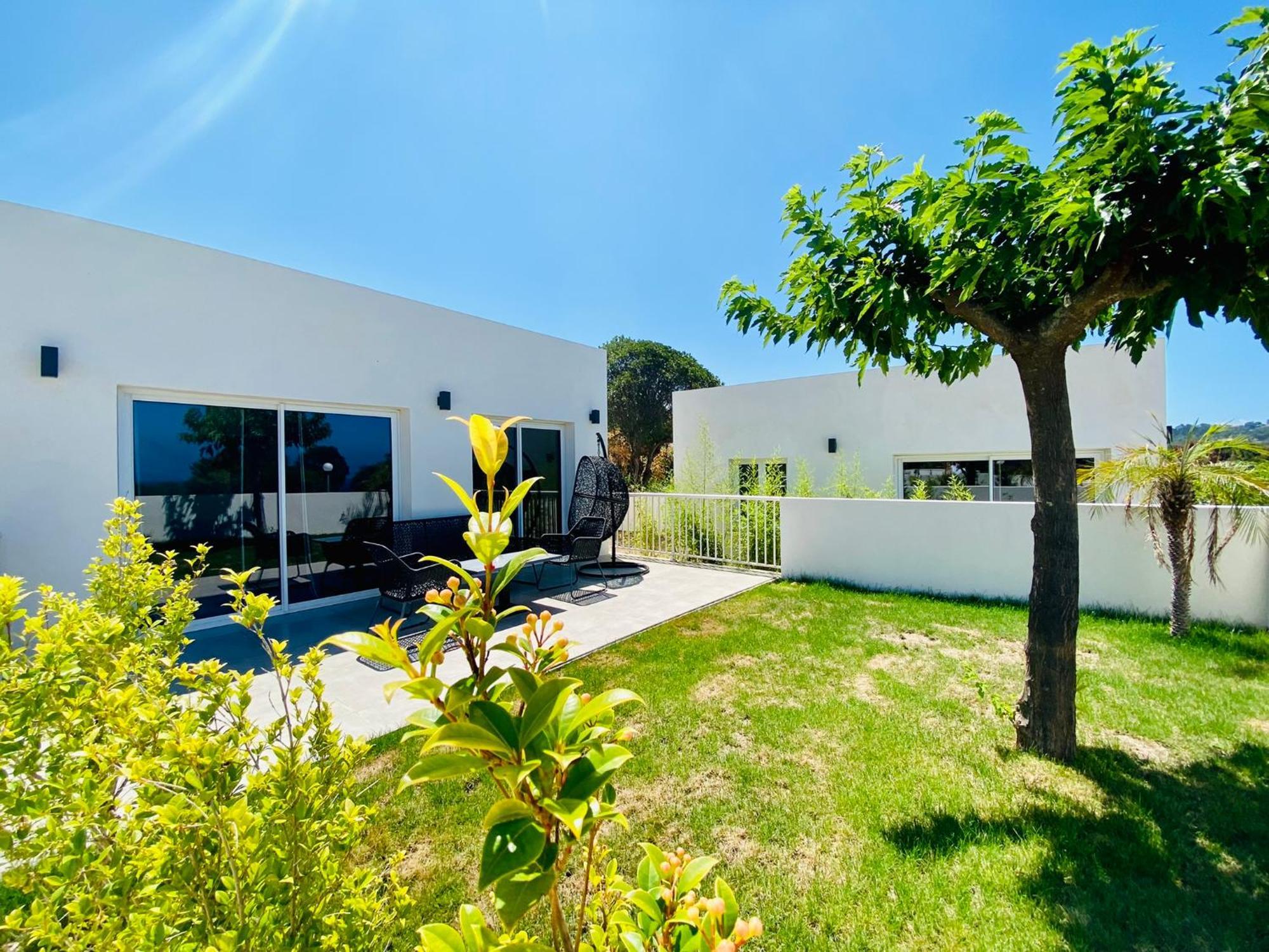 Bella Vista Hotel, Suites & Maisons Porticcio  Exterior photo