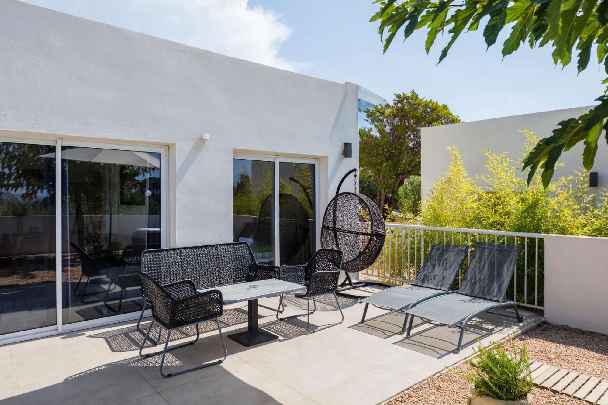 Bella Vista Hotel, Suites & Maisons Porticcio  Exterior photo