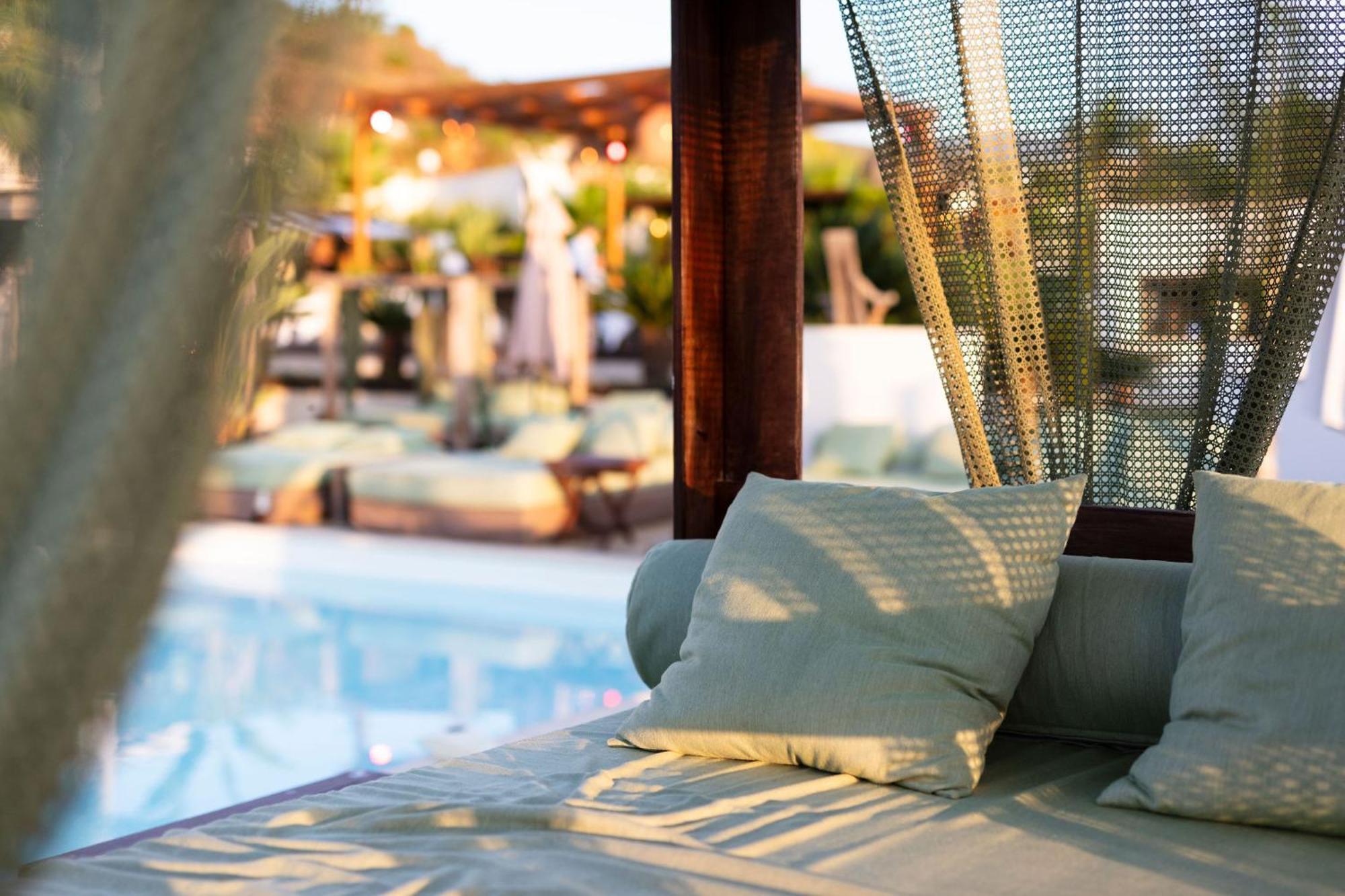 Bella Vista Hotel, Suites & Maisons Porticcio  Exterior photo