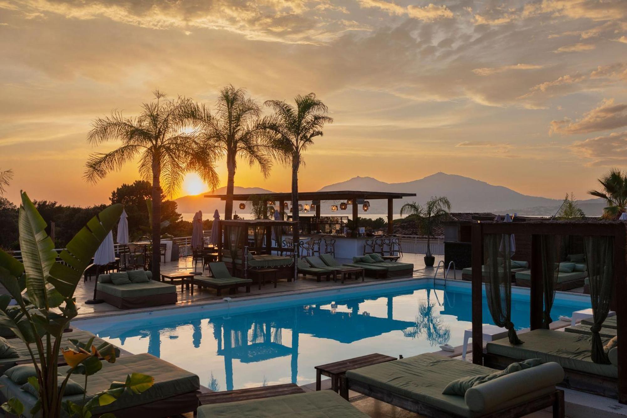 Bella Vista Hotel, Suites & Maisons Porticcio  Exterior photo